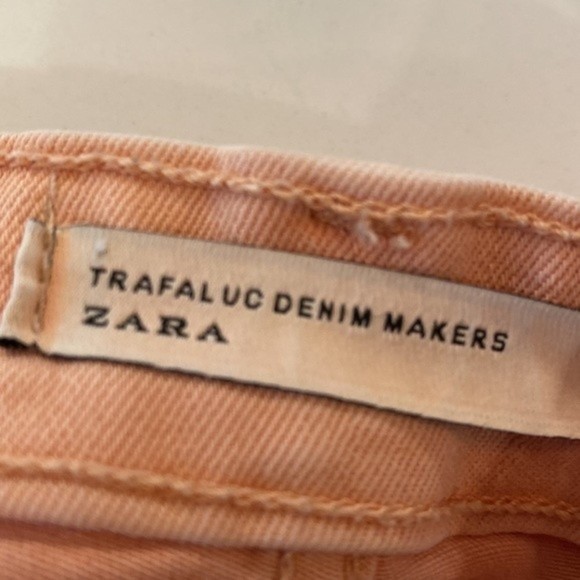 Zara Jeans Trafaluc Denim Makers, Peach color, Distressed jeans | Size 6, 28.5" - Picture 2 of 7